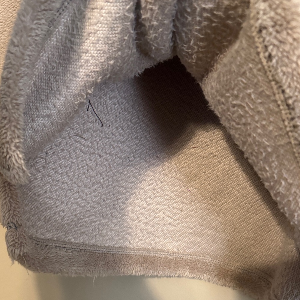 Men’s True Grit Beige Zip Up Sweater - Picture 5 of 7